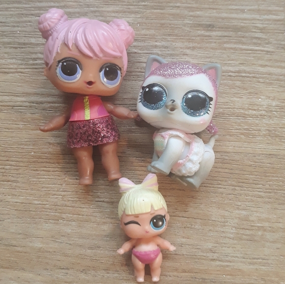25 Piece LOL Surprise Dolls Lot: Dawn Doll, Pet Cat, Winking Lil Baby + 22 Items - Picture 9 of 13
